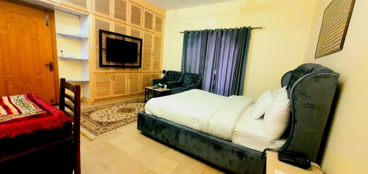 Blue Moon Residency Jinnah Super Islamabad Exterior foto