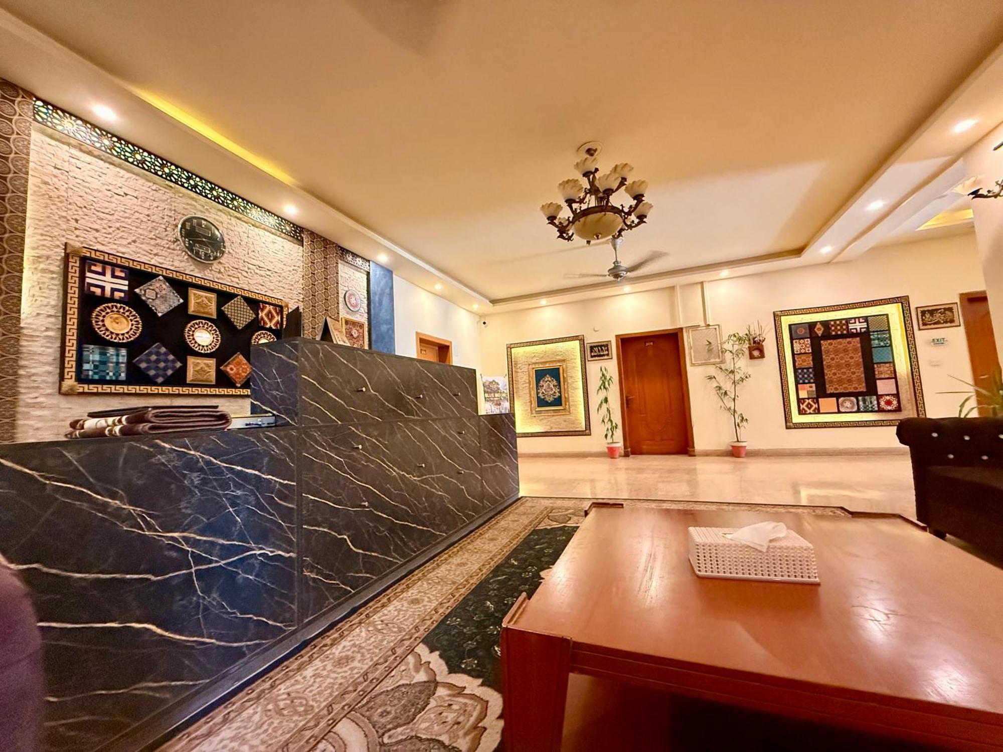 Blue Moon Residency Jinnah Super Islamabad Exterior foto